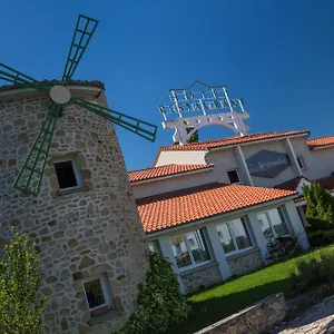 Logis Le Moulin Des Gardelles 3* Riom